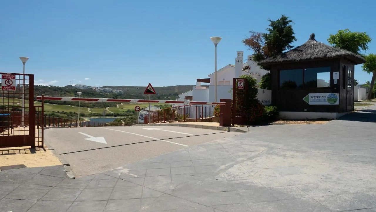 2174-Huge 3 Bedrooms With Terrace And Pool Manilva