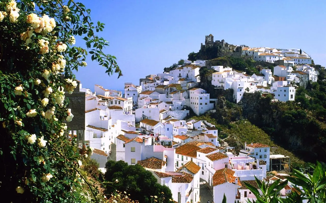 2174-Huge 3 Bedrooms With Terrace And Pool Manilva Spain