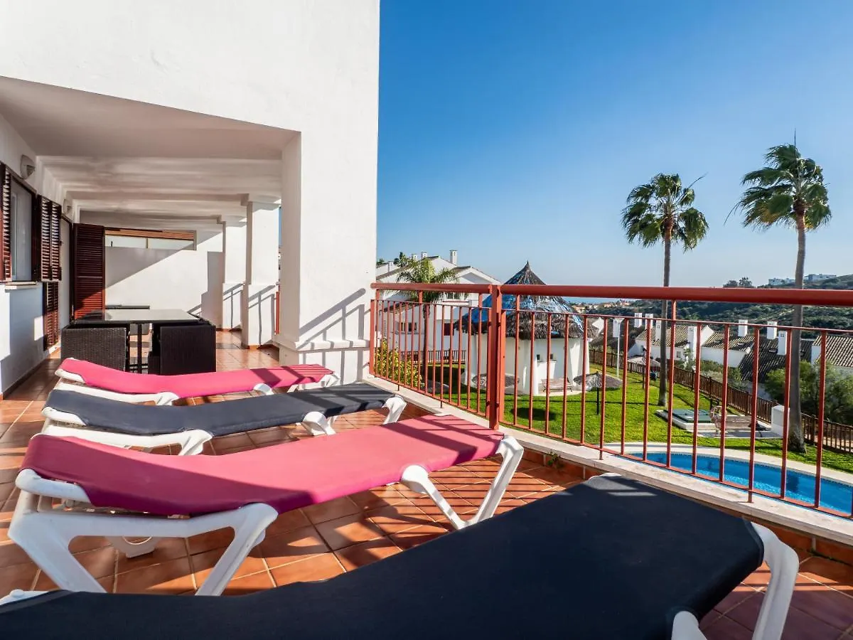 2174-Huge 3 Bedrooms With Terrace And Pool Manilva